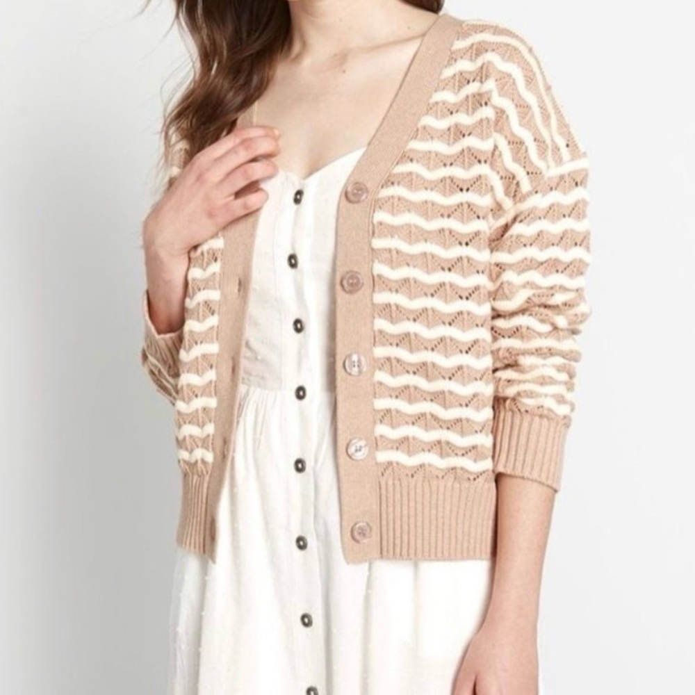 Modcloth Wool Blend A New Kind Of‎ Wave Cardigan Sweater Tan Cream Size Medium